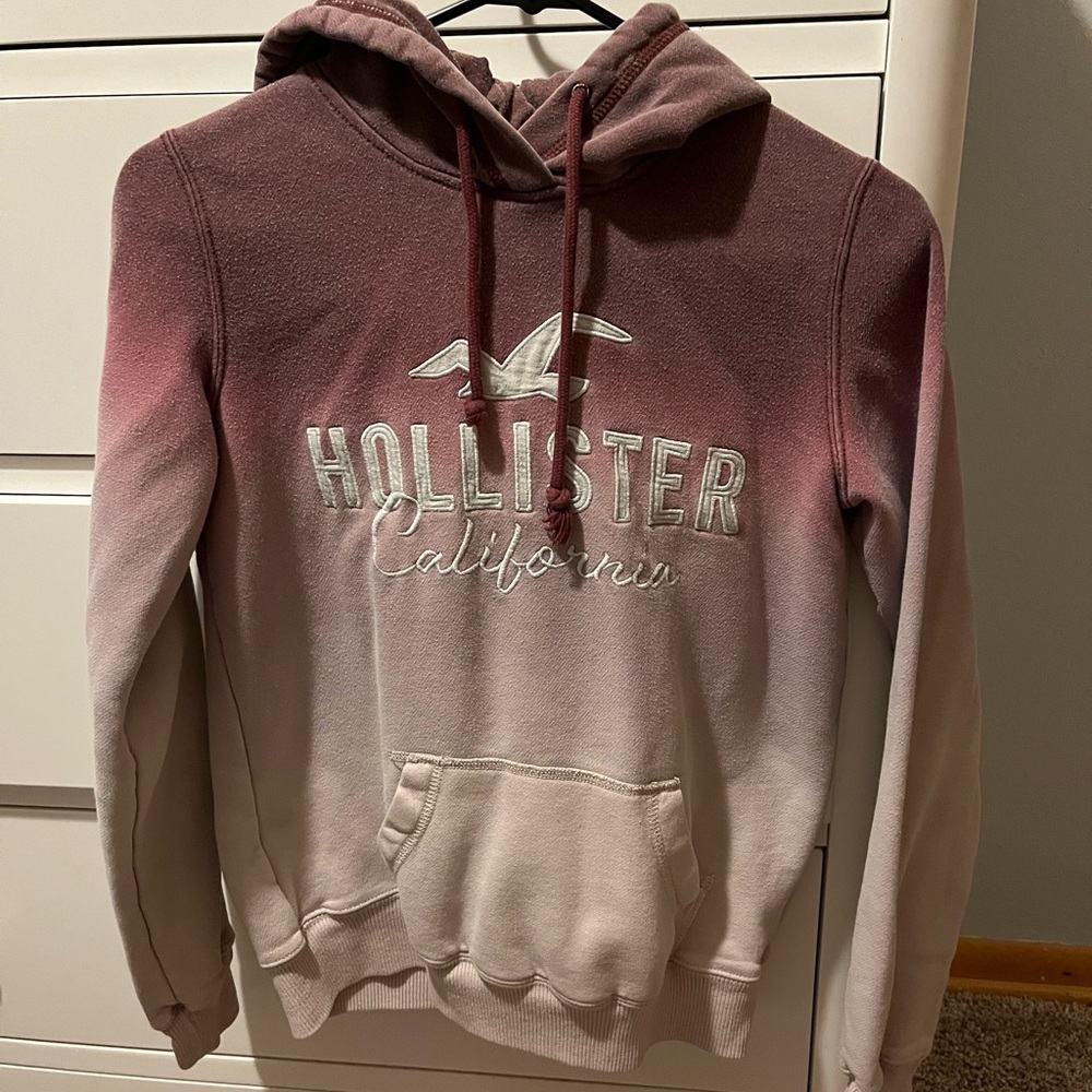 Hollister sweatshirt